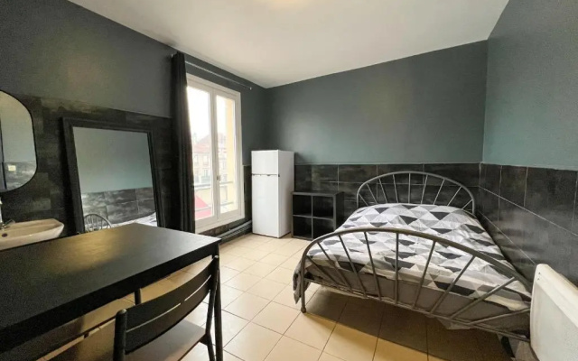 07 - Chambre proche Paris et Transports avec TV WIFI