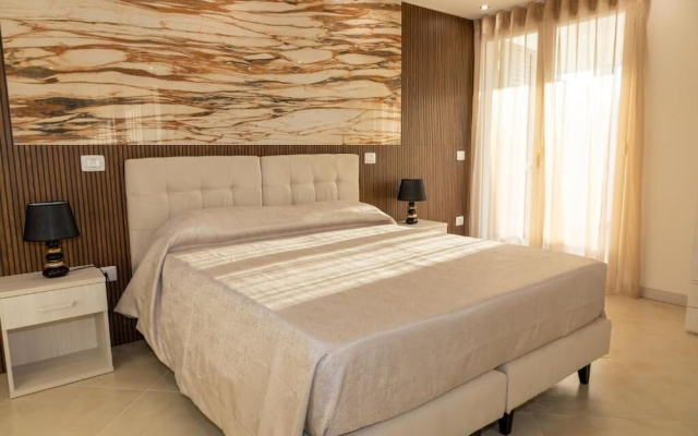 Global Hotel