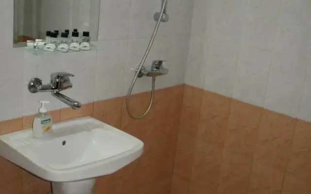 Hotel Avalon