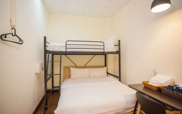Douzi Home Hotel Hostel