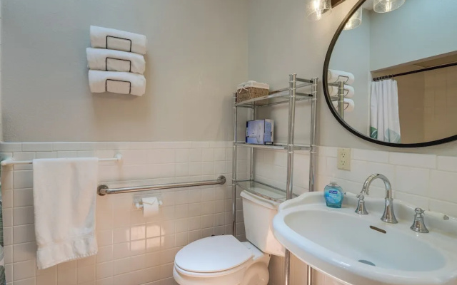 Eloy Vacation Rental w/ Pool Access & Courtyard!