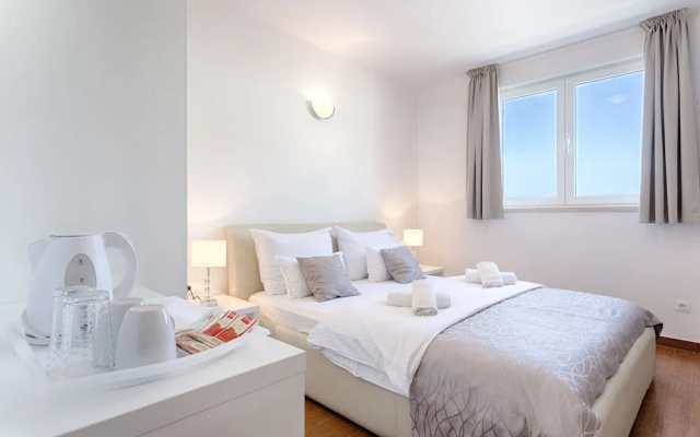 Adriatic Queen Residence