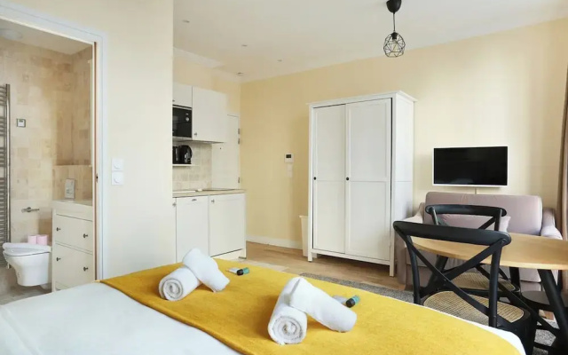 Lovely Studio With AC - Center of Paris