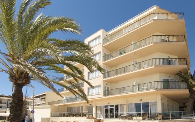 Hotel Las Arenas вид на фасад