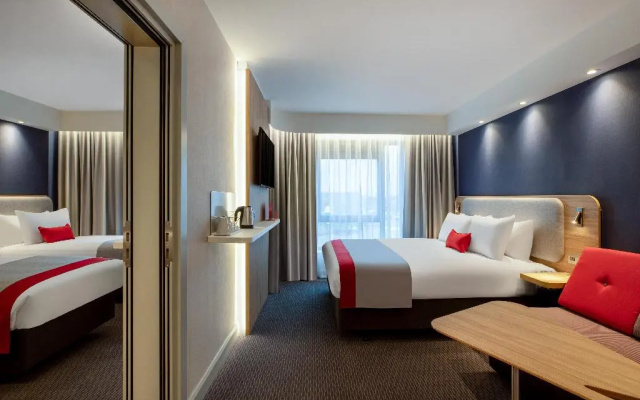 Holiday Inn Express Marne La Vallee Val D Europe