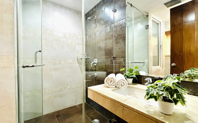 Bluo Modern 3Bhk M Block - Balcony, Parking