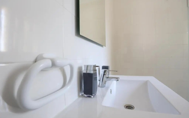 Suites Apartments