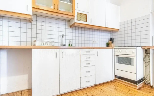 Affordable Apartment Near Stadthalle