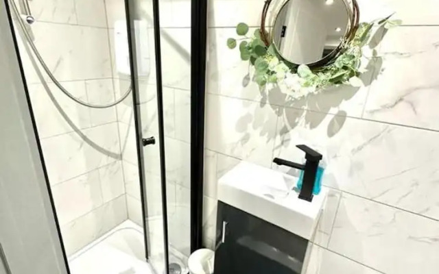 Stunning 1-bed Apartment in Lewisham Se14