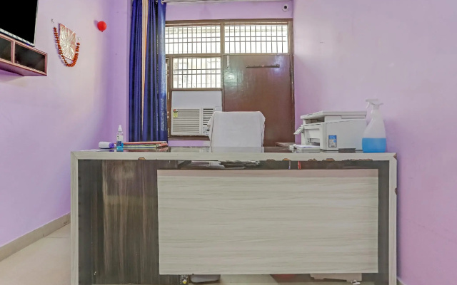 Oyo 76228 Rj Residency