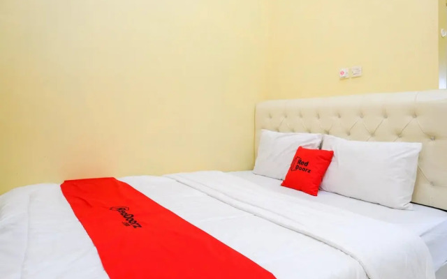 RedDoorz near Wisata Kalianget Wonosobo