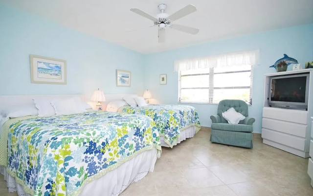 Jamaica Royale - 022 - 1 Br Condo