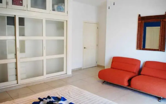 Condo Capri