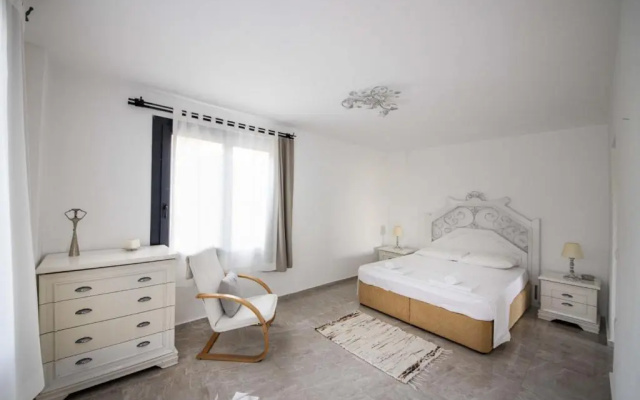 Peaceful Villa With Pool and Garden in Bodrum