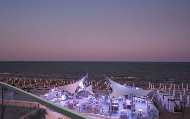 White Tower Mamaia