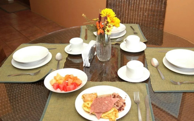 Hotel Oasis Bluefields