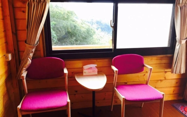 Miss Travel Camping Cottage