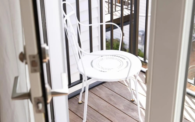 Guest House Raleigh - Adults Only