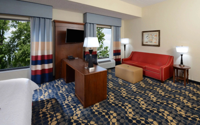 Hampton Inn & Suites Lynchburg