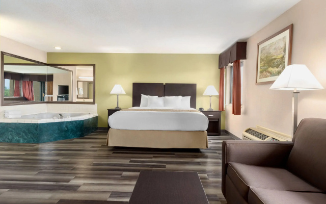 Baymont by Wyndham Monroe