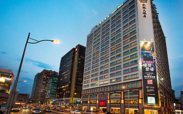 Caesar Park Hotel Taipei вид на фасад