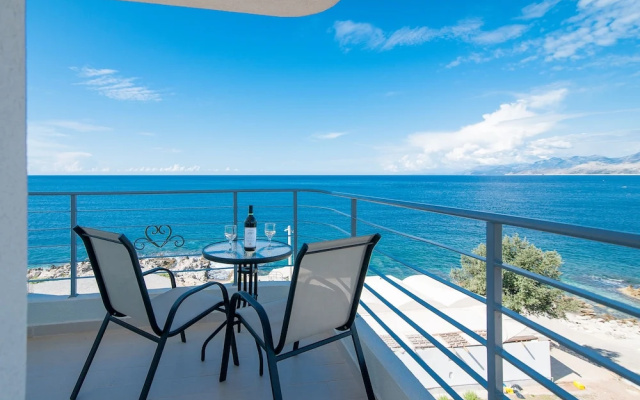 Open Sea Apartments