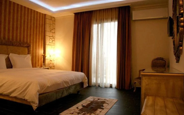 Diamond River Resort & Spa