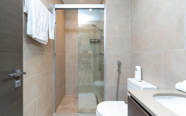 Whitesage - Elegant Apartment With Unobstructed City Views