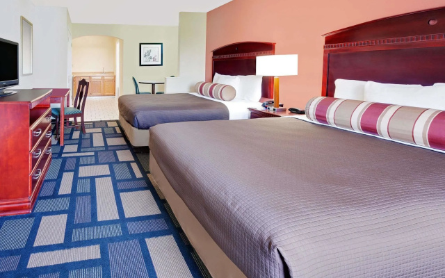 Quality Inn & Suites
