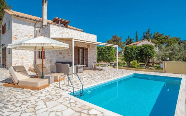 Villa Boscheto Tria in Ionian Islands