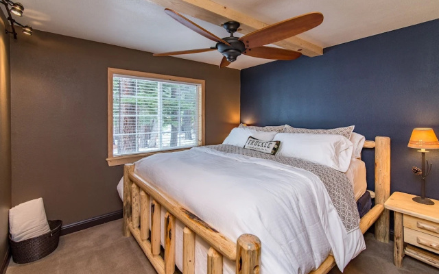 Tahoe Donner House by RedAwning