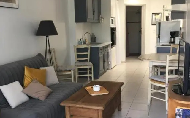 L’Annexe (Adults Only)