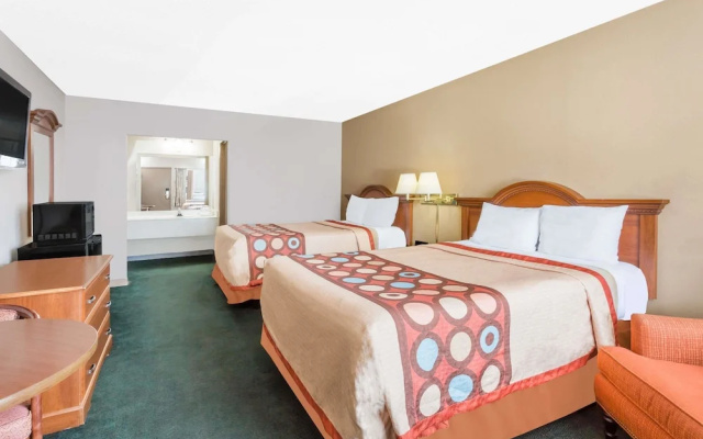 Super 8 Greensboro