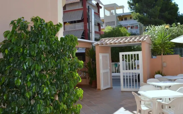 Martinez Apartments II