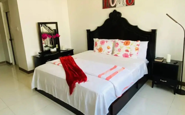 1 Bedroom Mountain Retreat New Kingston