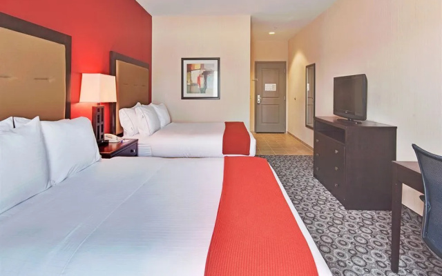 Holiday Inn Express Banning