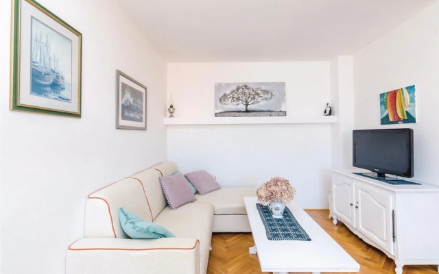 Nice Home in Dubrovnik With Wifi and 2 Bedrooms