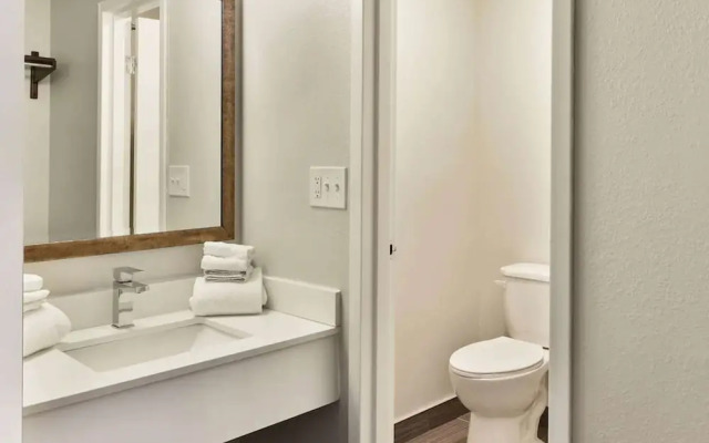 Howard Johnson Inn