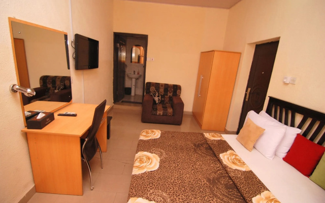 Ajoy Hotel And Suite