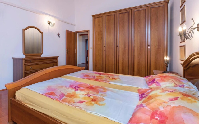 Nice Home in Pula With Wifi and 4 Bedrooms