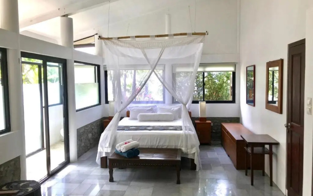 Air Manis Hill Residence