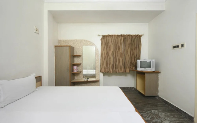 SPOT ON 60108 Hotel Le Palace