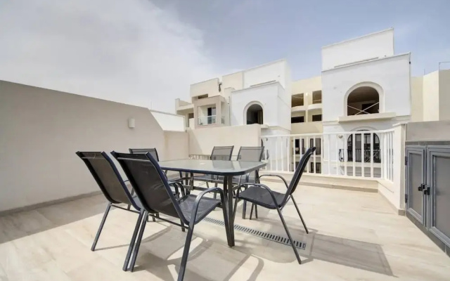 Beautiful 2 BDR Penthouse Near Valletta Sleeps 6