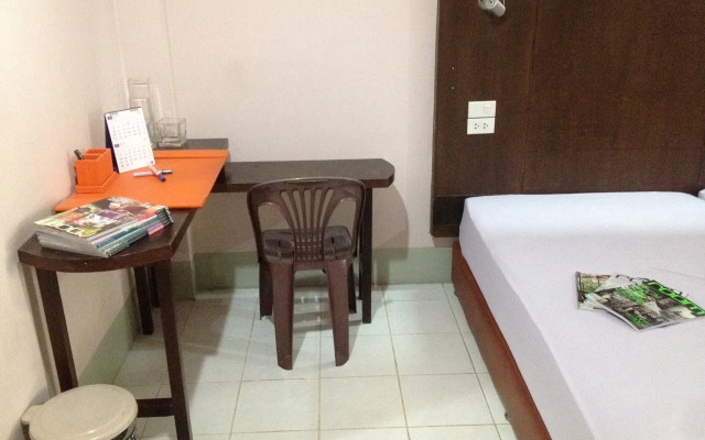 Zwahotel Amnatcharoen