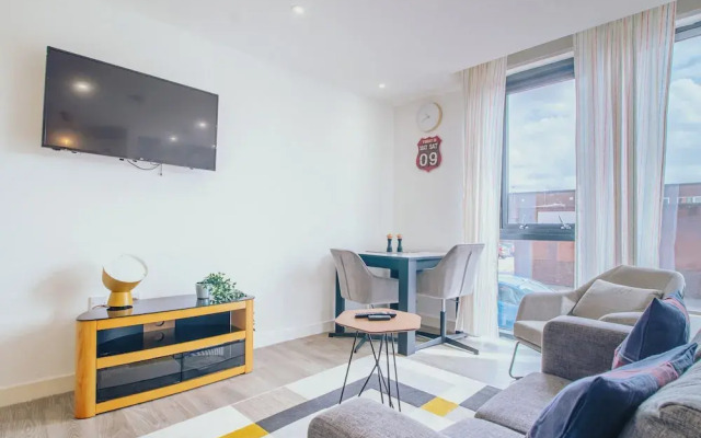Vibrant Bright Apartment Sheffield Sleeps 2