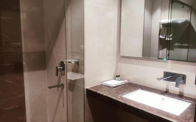 Nirvana Grand Hotel & Resort