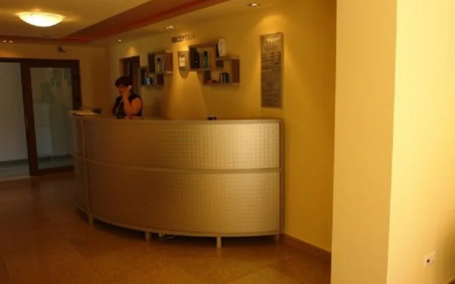 Hotel Arion