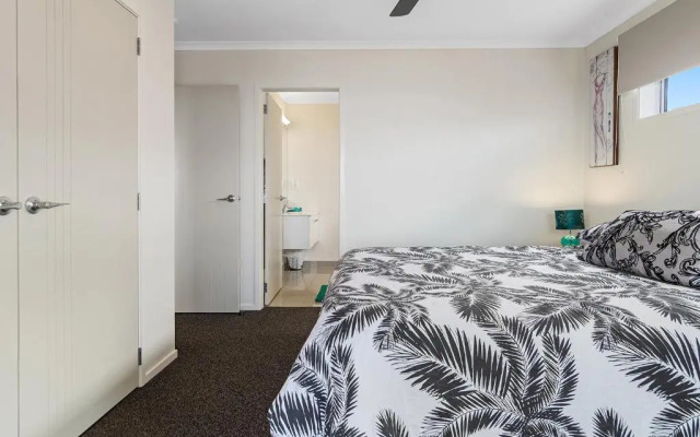 Omokoroa Sea View Apartment