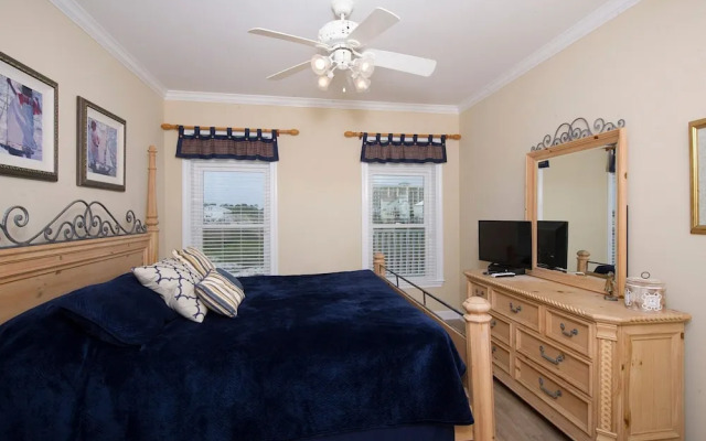 USA 2 - 5 Br Home