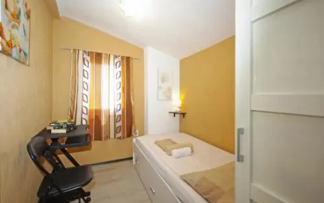 Downtown Residence Apartment